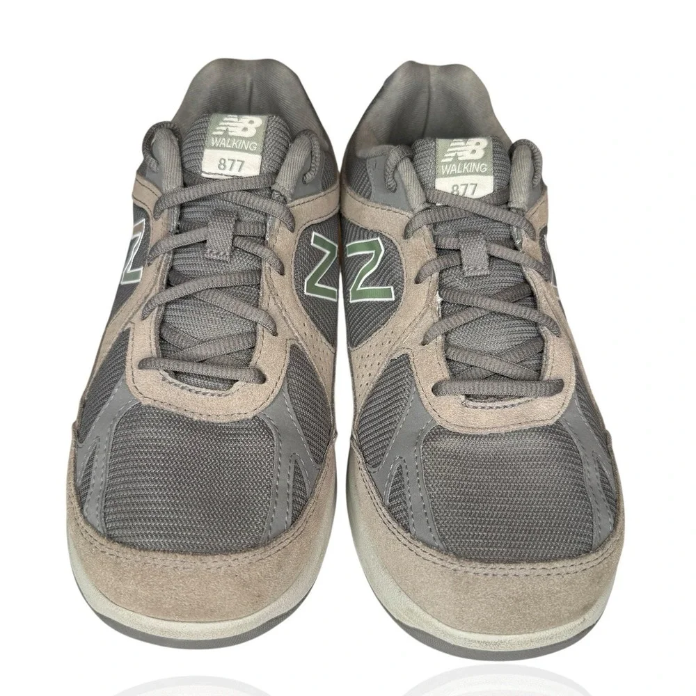 New Balance 877 Walking Shoes Mens 8 2E Extra Wide Cushioning Comfort Lace Up‎